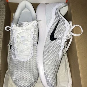 Never worn Nike training sneakers.